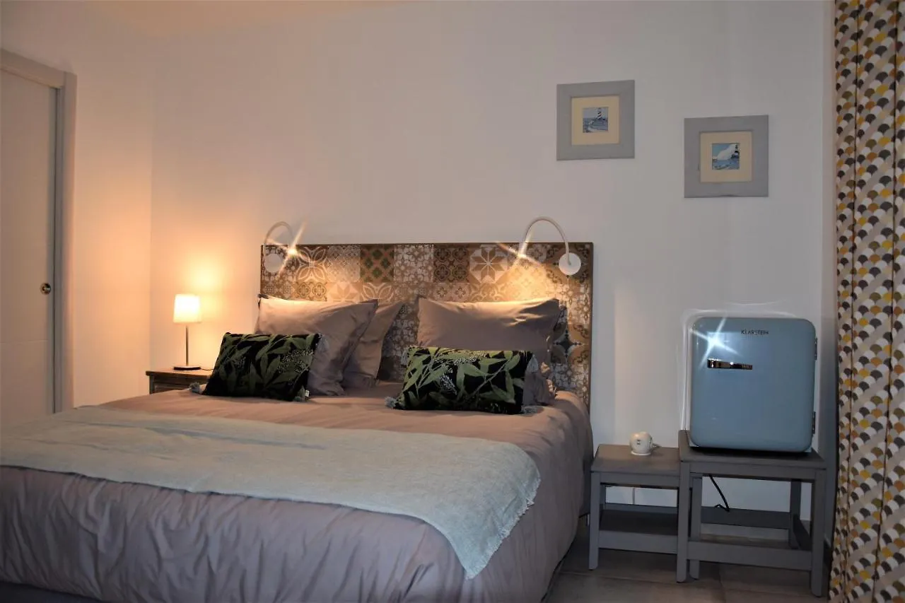 Ici Et La - Chambres D'Hotes Velleron France